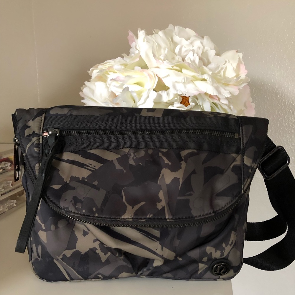 Lululemon Festival Bag II